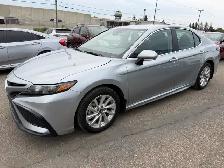 2024 Toyota Camry SE - Photo 5