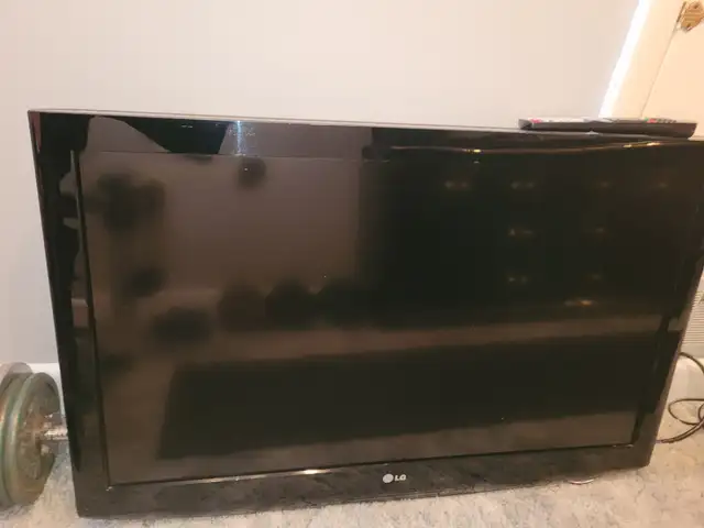 TV for sale 37-inch