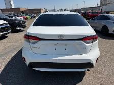 2021 Toyota Corolla LE - Photo 3