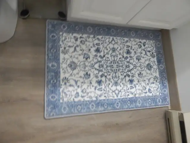 Area Carpet/Mat 3 ft. x 2 ft., NEW