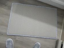 Area Carpet/Mat 3 ft. x 2 ft., NEW - Photo 2