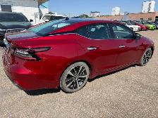 2022 Nissan Maxima SL - Photo 2