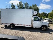2021 Ford E- 450 Reefer Van - Photo 2