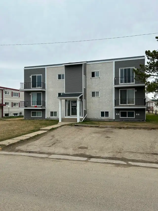 Drayton Valley Apartment Suite for Rent - Pet Friendly