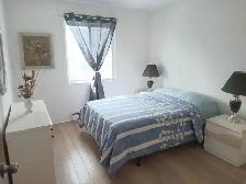 GRANDES CHAMBRES À LOUER MEUBLÉS À MONTRÉAL - Photo 2