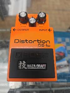 Pedale Boss DS-1W