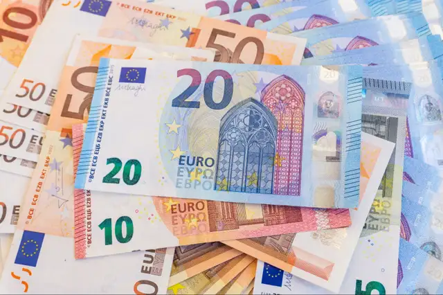 CURRENCY EXCHANGE - GET EURO $0.3 CENTS CHEAPER THAN THE BANKS