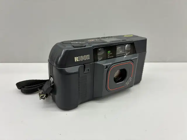 Ricoh TF-900 35mm Film Camera