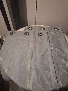 3 SETS OF POLE DRAPES $35 - Photo 3