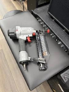 Porter Cable FN250SB Nailer 16 GA