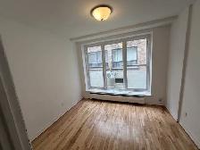 Beau 5 ½ sur la 28e av, Rosemont. 1350$ chauffé eau chaude LIBRE - Photo 4