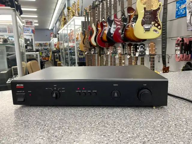 ADCOM GFP-345 Pre Amp