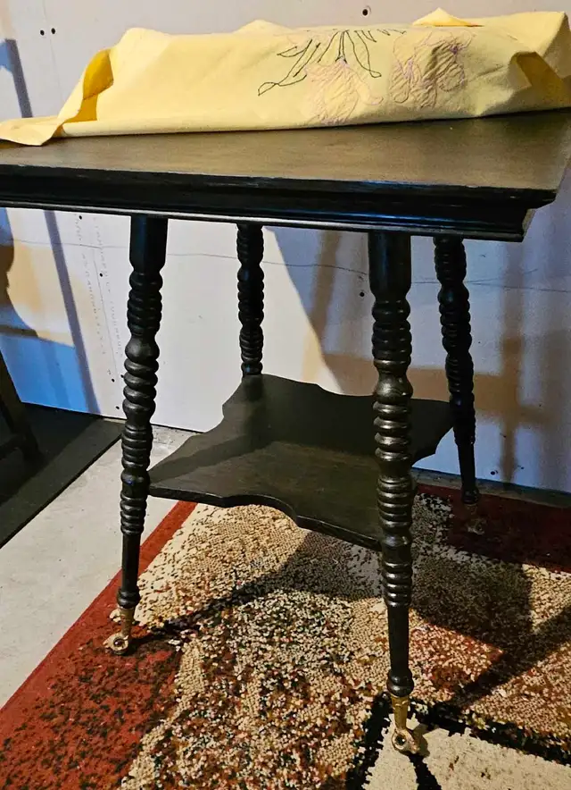 Antique Parlor Table