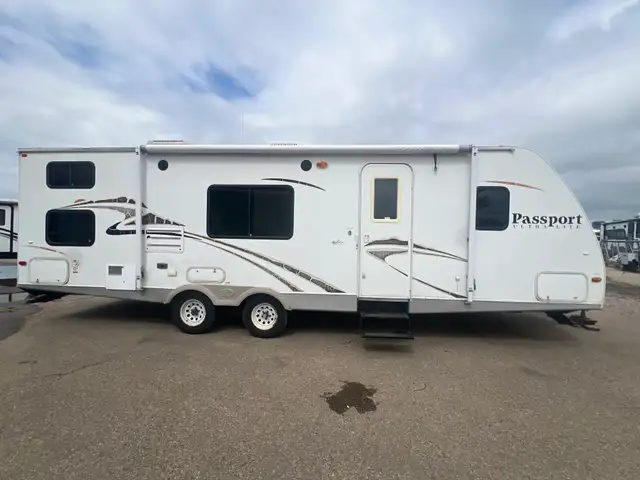 2007 Keystone Passport 280BH, SPACIOUS BUNK MODEL
