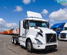2022 Volvo VNR Daycab - 461K Kilometers Driven - Photo 3
