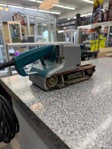 Makita 9924DB Belt Sander