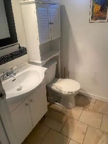 1 bedroom basement suite - Photo 2