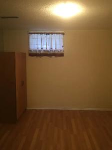 1 bedroom basement suite - Photo 10