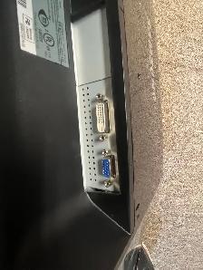 Samsung 23" P2350 Monitor - Photo 3