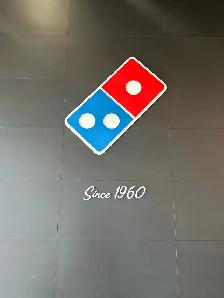 dominos delivery driver
