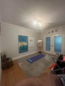 Renovated 2-Bed, 1 Bath Main Floor Apartment - Parkdale - Photo 2