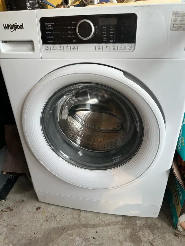 Used Whirlpool White Compact Washing Machine