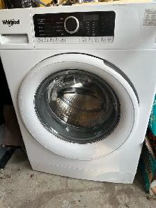 Used Whirlpool White Compact Washing Machine