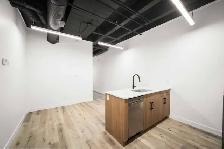1 Bedroom Apartment Located In Downtown! Move In Ready! - Photo 9