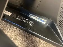 Dell 19" E198WFPf Monitor - Photo 3
