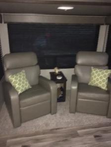 FOR SALE:    2019 Keystone Springdale couples trailer - Photo 6