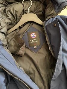 Canada Goose Parka - Photo 3