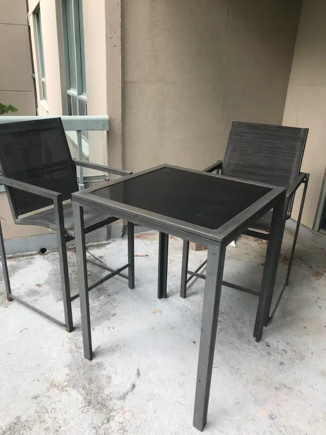 Metal frame outdoor seating set give away for free