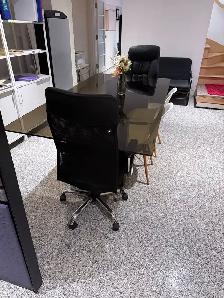 BUREAUX À PARTAGER & SALLE DE CONFÉRENCE À LOUER – MONTRÉAL