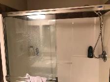 selling glass shower doors fxng. selling glass buthtub doors fix - Photo 6