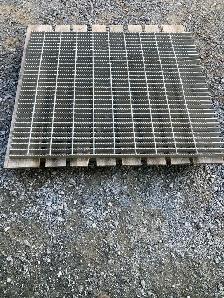 GALVANIZED SERRATED STEEL BAR GRATE