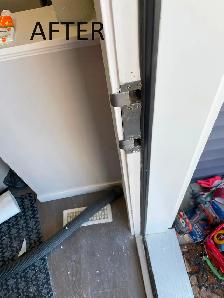 selling, cracked door , busted door slab or door jamb frame, no - Photo 7