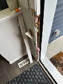 selling, cracked door , busted door slab or door jamb frame, no - Photo 10