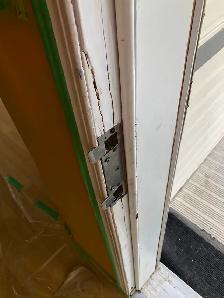 We easily make as a new cracked door frames if yours is broken. - Photo 6