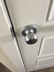 DOOR handle/deadbolt Holes cut, height trimming, cut and hinges - Photo 7