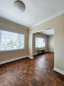 ALL-INCLUSIVE Pet-friendly 2-Bed, 1-Bath Apartment – Point Grey/ - Photo 22