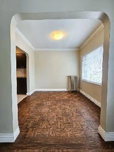 ALL-INCLUSIVE Pet-friendly 2-Bed, 1-Bath Apartment – Point Grey/ - Photo 29