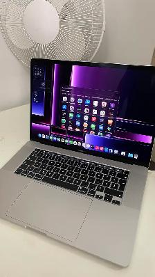 Macbook Pro 16 Inch 2019 / i7 16G Ram 500G