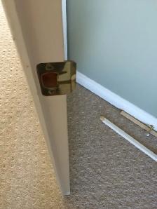 we will Fix broken Door, closing problem, frame, Sagging or Stic - Photo 2