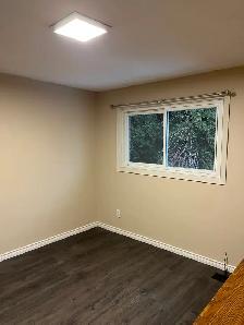 A room to rent near UW and WLU on bus stop - Photo 8