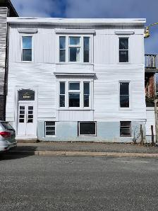 93 St. James #2 - Bright 2BR Uptown, H/L included