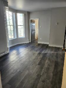 93 St. James #2 - Bright 2BR Uptown, H/L included - Photo 2