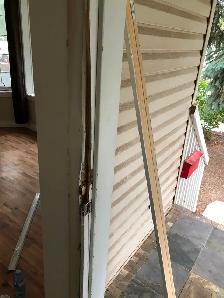 cracked exterior door, not closing properly we can fix. Servicin - Photo 10