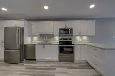 4-771 MacLaren Ave., Northside 2 bed/3 bath, Avail Dec.1 - Photo 4