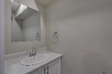 4-771 MacLaren Ave., Northside 2 bed/3 bath, Avail Dec.1 - Photo 12