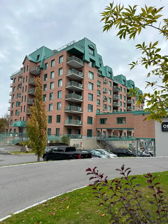 2 bdm Penthouse Château Cartier Aylmer Qc $515,100